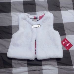 NWT Cynthia Rowley Girls Fur Vest